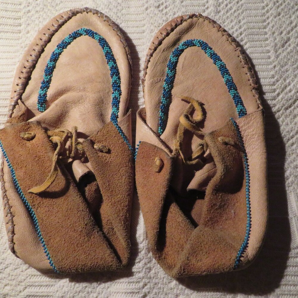 Vintage Native American Handmade Leather Turquoise Beaded Moccasins 10" Sz 9-10